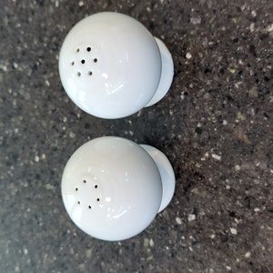 White fiestaware salt and pepper shakers